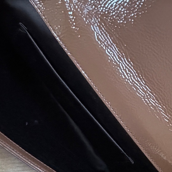 YSL Brown Patent Leather Belle Du Jour Clutch - Picture 6 of 10